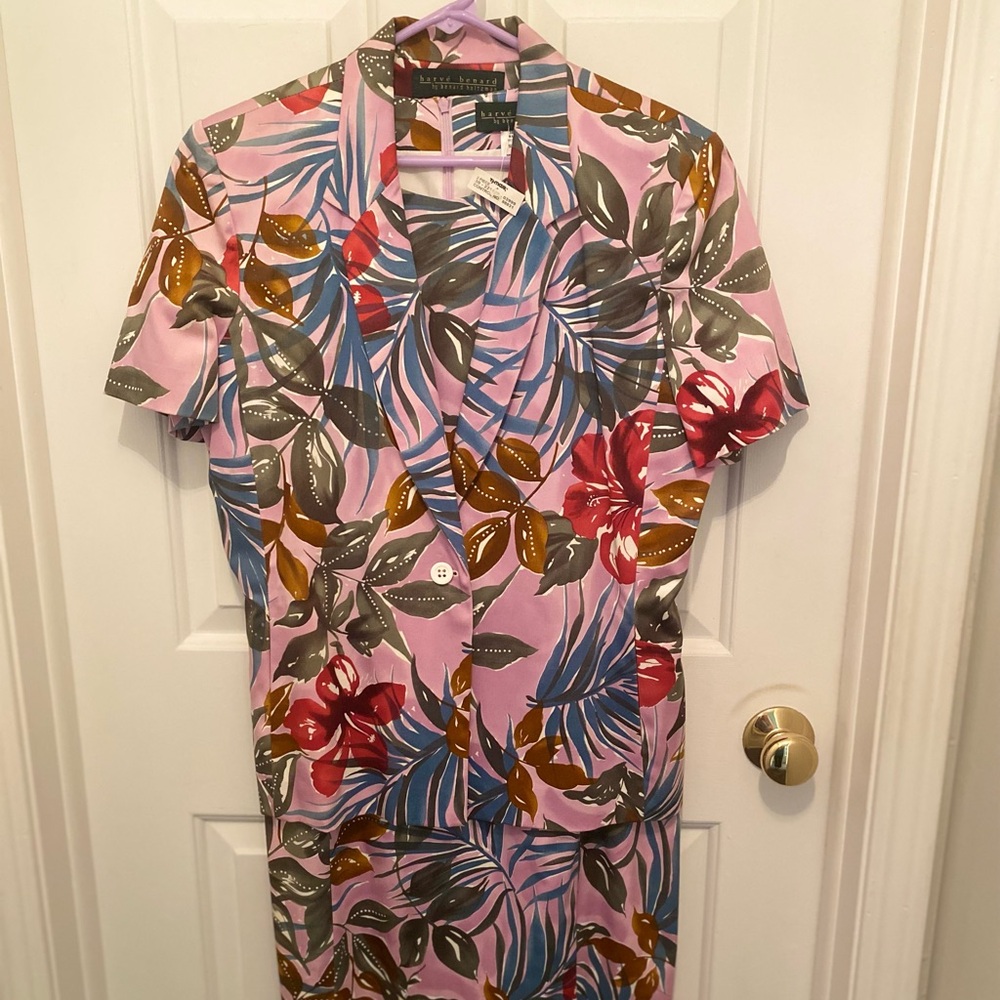 Harve Benard Dress Set. New with tags.